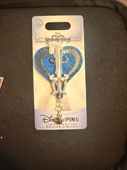 Kingdom Hearts Hercules Keyblade Pin
