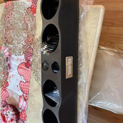 DS18 Speaker Rack