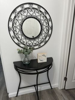 Accent Table