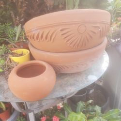 2 Big Pots And 1 Small Lot