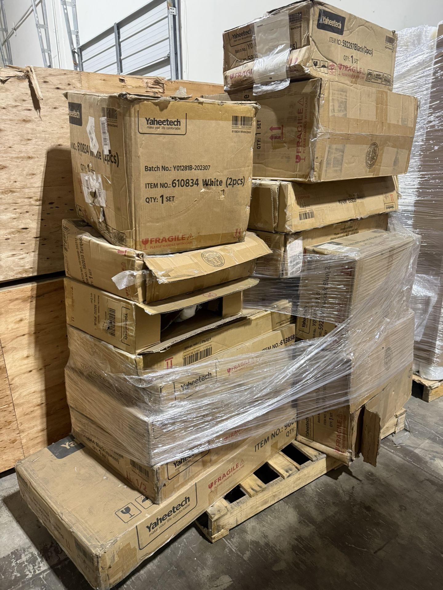 3 Pallets Furniture Return (box Ugly But Item Most New)