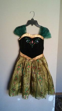 Last minute!!!!!Frozen costume girls size M 8