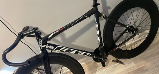 Full carbon felt frame