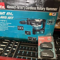 36V (18V X2) LXT® Brushless 1‑9/16" Advanced AVT® Rotary Hammer Kit, SDS‑MAX, AFT®, AWS® (5.0Ah)