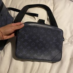 Louis Vuitton Duo Messenger Bag - Blue Monogram Shadow - Authentic 2021
