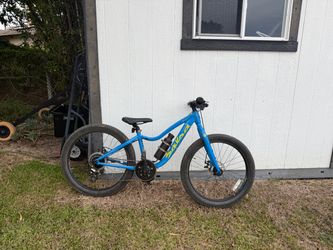 Salsa Timberjack 24 Kids Mountain Bike – 24” Wheels