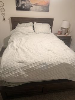 Queen Wooden Bed Frame With Nightstand
