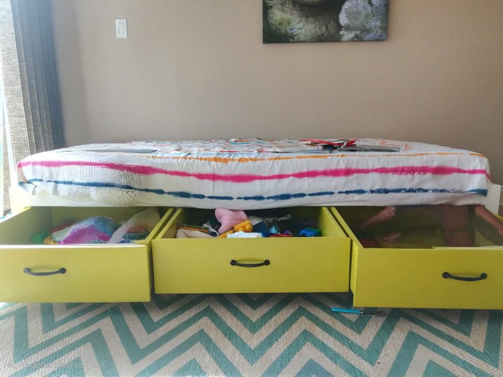 Kids TWIN Bed Frame With 3 Storage Drawers