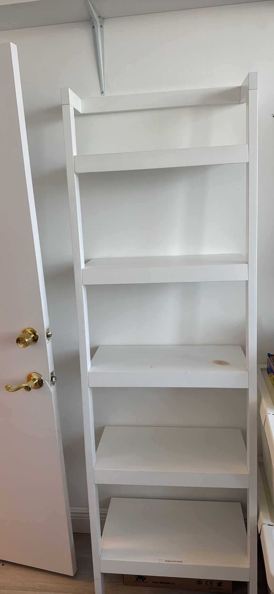 2 Book Shelves