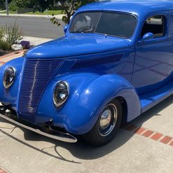 1937 Ford delivery
