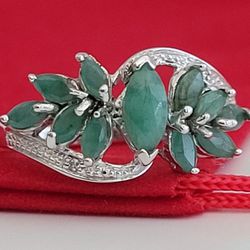 ❤️14k Size 7 Precious Solid White Gold Natural Emerald and Diamonds Ring!/ Anillo de Oro con Esmeraldas Naturales!👌🎁Post Tags: Anillo de Oro