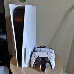 PS5 (2 Controllers)