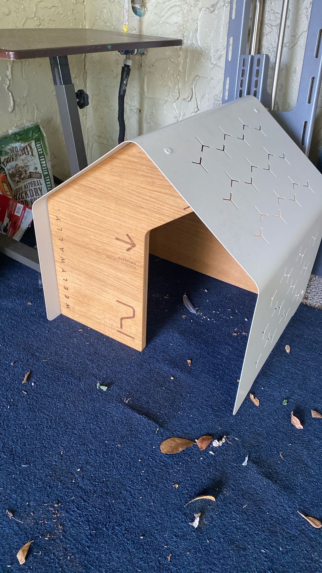 Never Used Indoor Pet House - WeelyWally