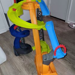 Car tower hot wheels brand