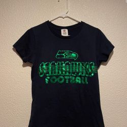 Women's NFL Seattle Seahawks Tshirt Size Small 