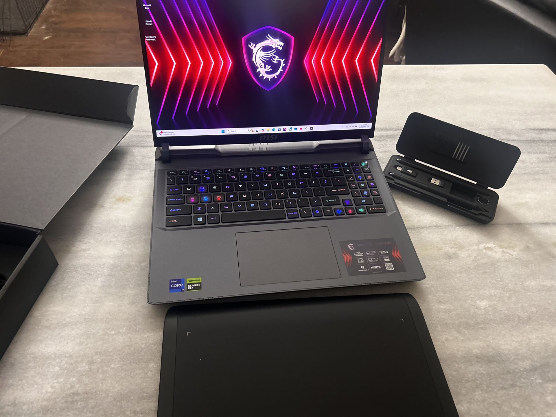 Brand New MsI Laptop With Bag And Sketchpad