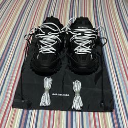 Balenciaga Tracks 