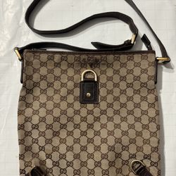 Gucci Shoulder Bag
