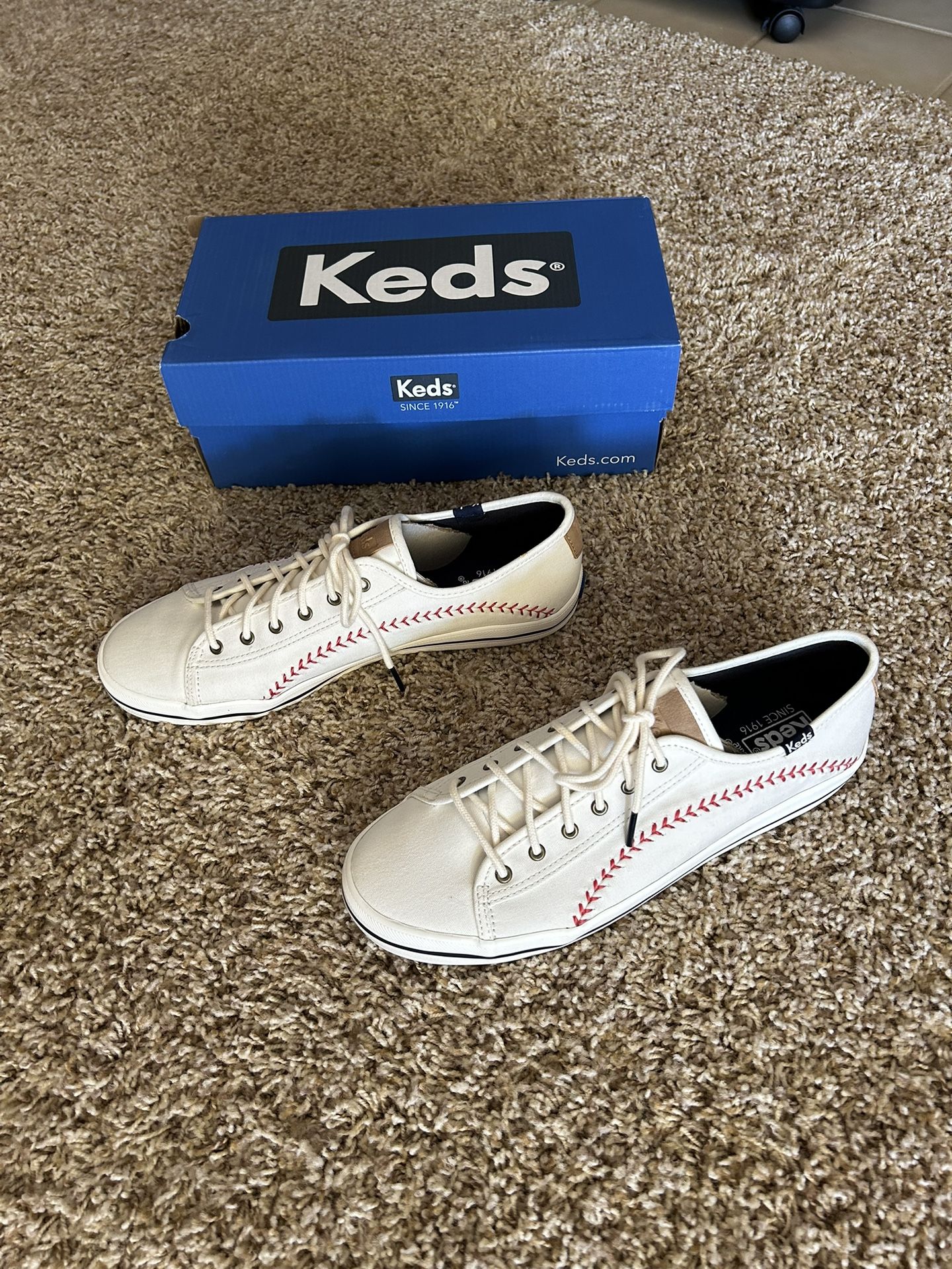 Baseball Looking Woman’s Shoes Size 10