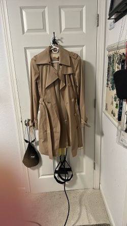 Michael Kors Trench Coat. Women’s Small 