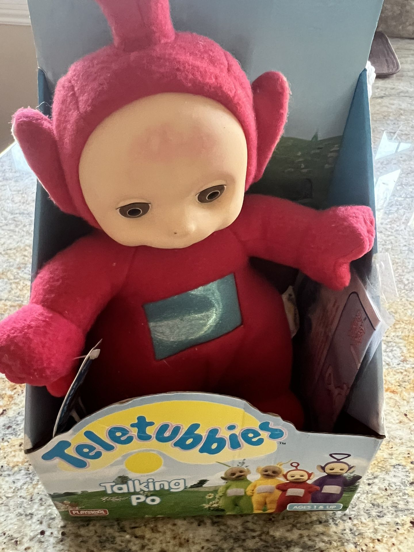 1998 PLAYSKOOL TELETUBBIES PO PLUSH DOLL