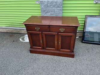 1980s American Drew Bar Cabinet 