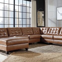 Baskove Auburn Large Leather LAF Sectional

