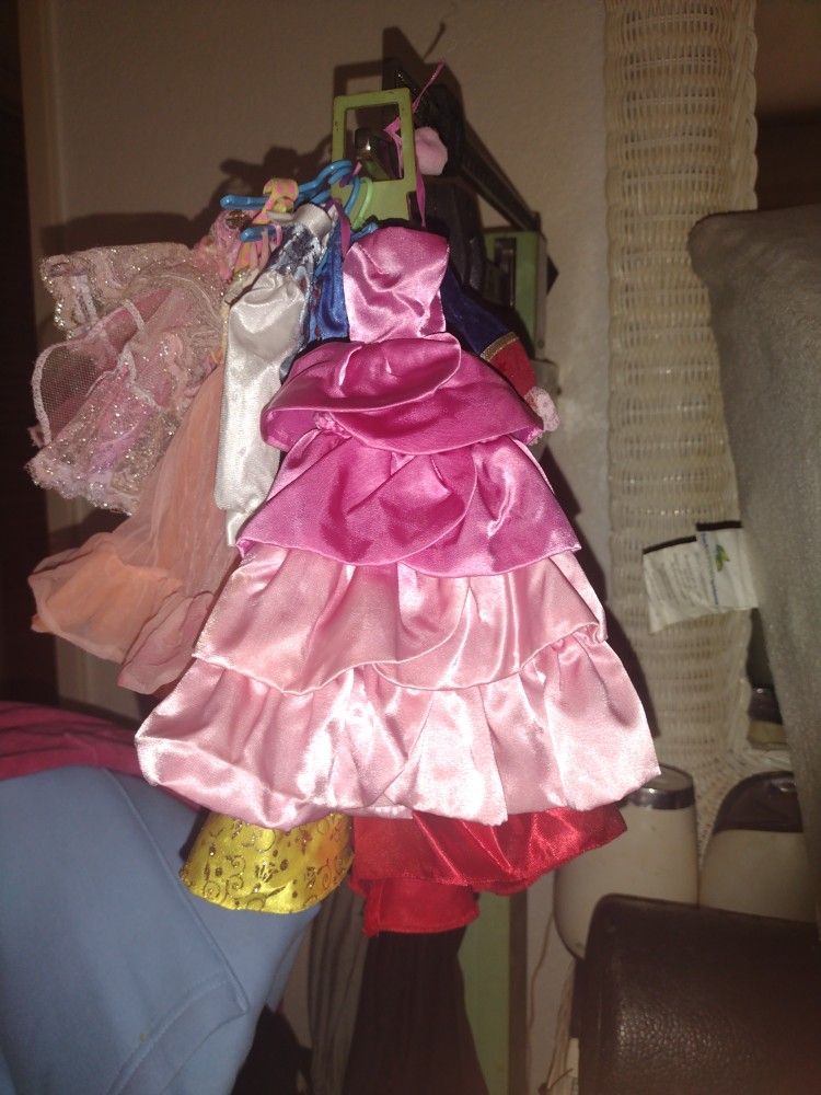 Barbie Clothes !