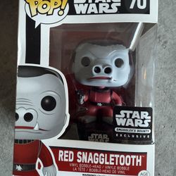 Red Snaggletooth (Smuggler's Bounty Exc): Fun ko Pop! Vinyl Figure & 1 Compatible Graphic Protector Bundle