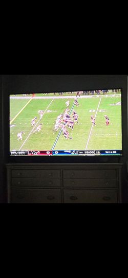 LG TV 70 INCH
