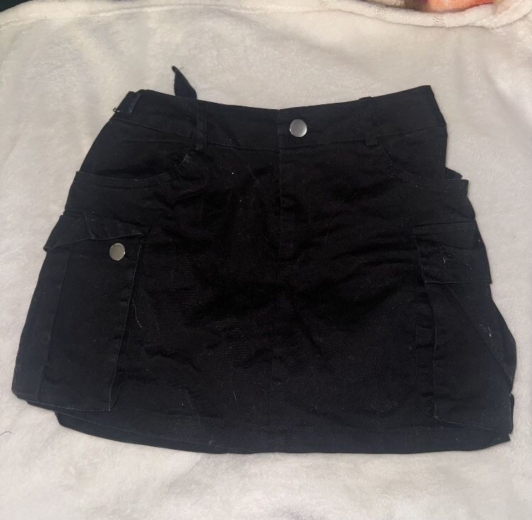 Black Cargo Skirt Size S