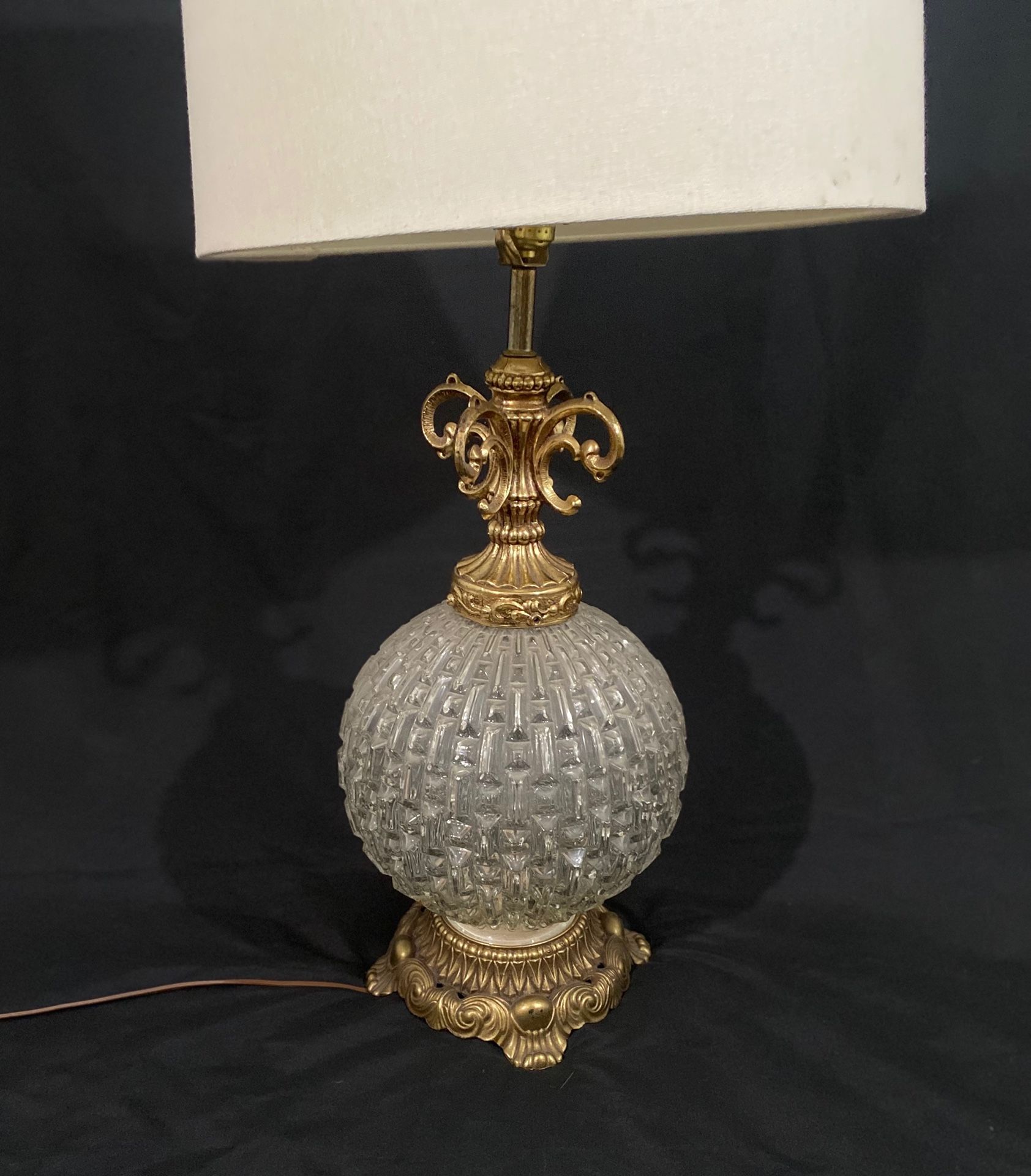 Hollywood Regency Table Lamp Brass And Textured Glass
