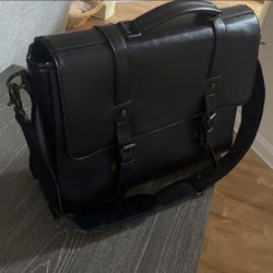 Black Satchel 