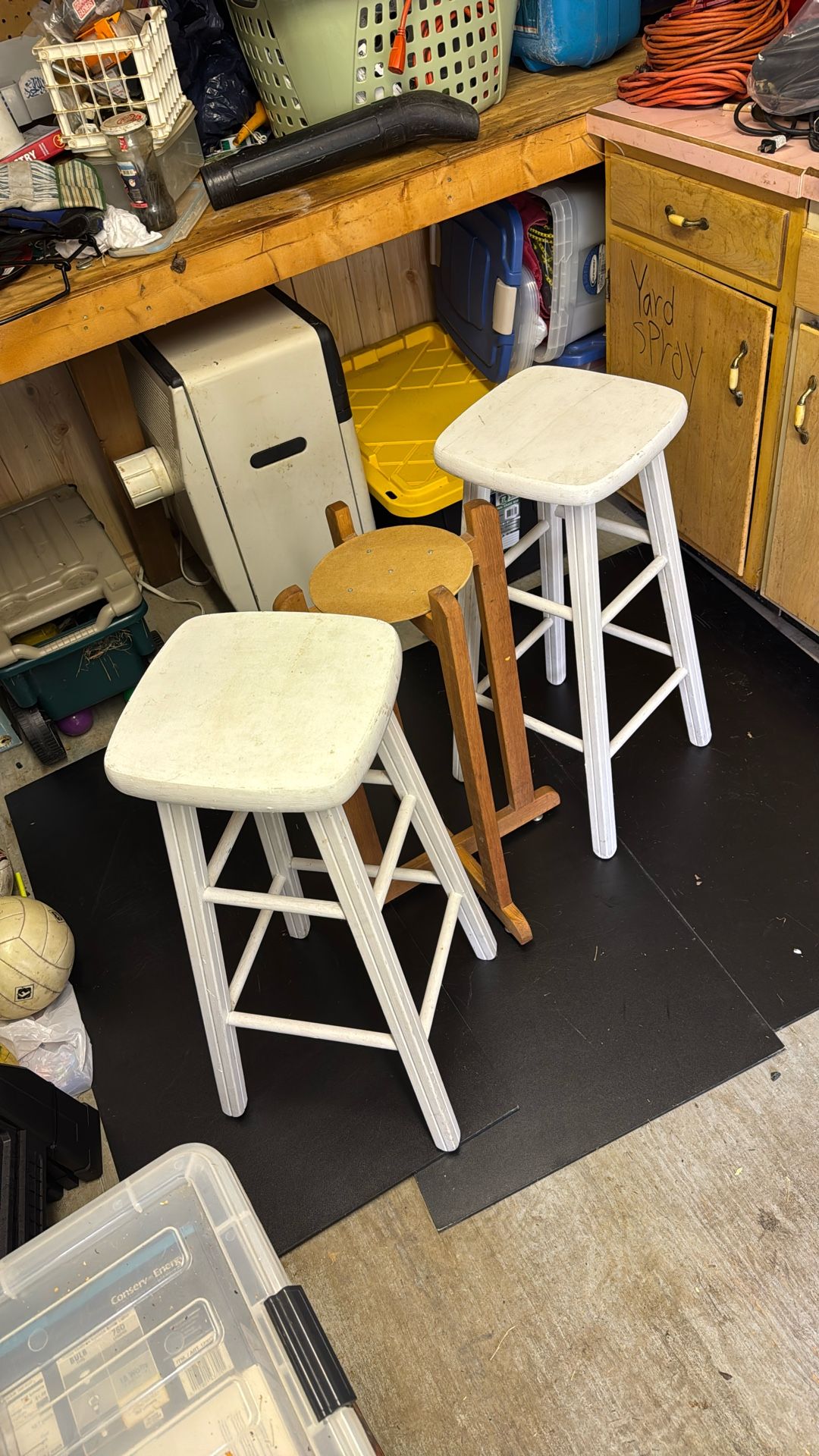 2 Bar Stools