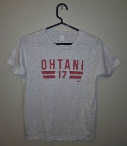 Next Level - MLB Players - "Ohtani 17" - Boys - Large (10/12) - T-Shirt - Cotton/Polyester - Light Gray