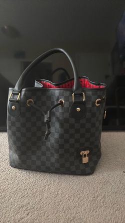 Black purse