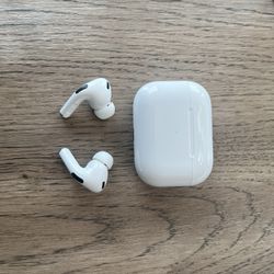 !SEND OFFER! AirPods Pro 2nd Generation with MagSafe Wireless Charging Case