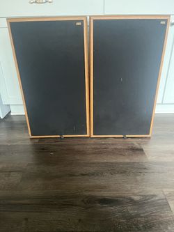 Floor Tower Speakers