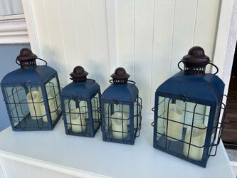 4 decorative glass lanterns