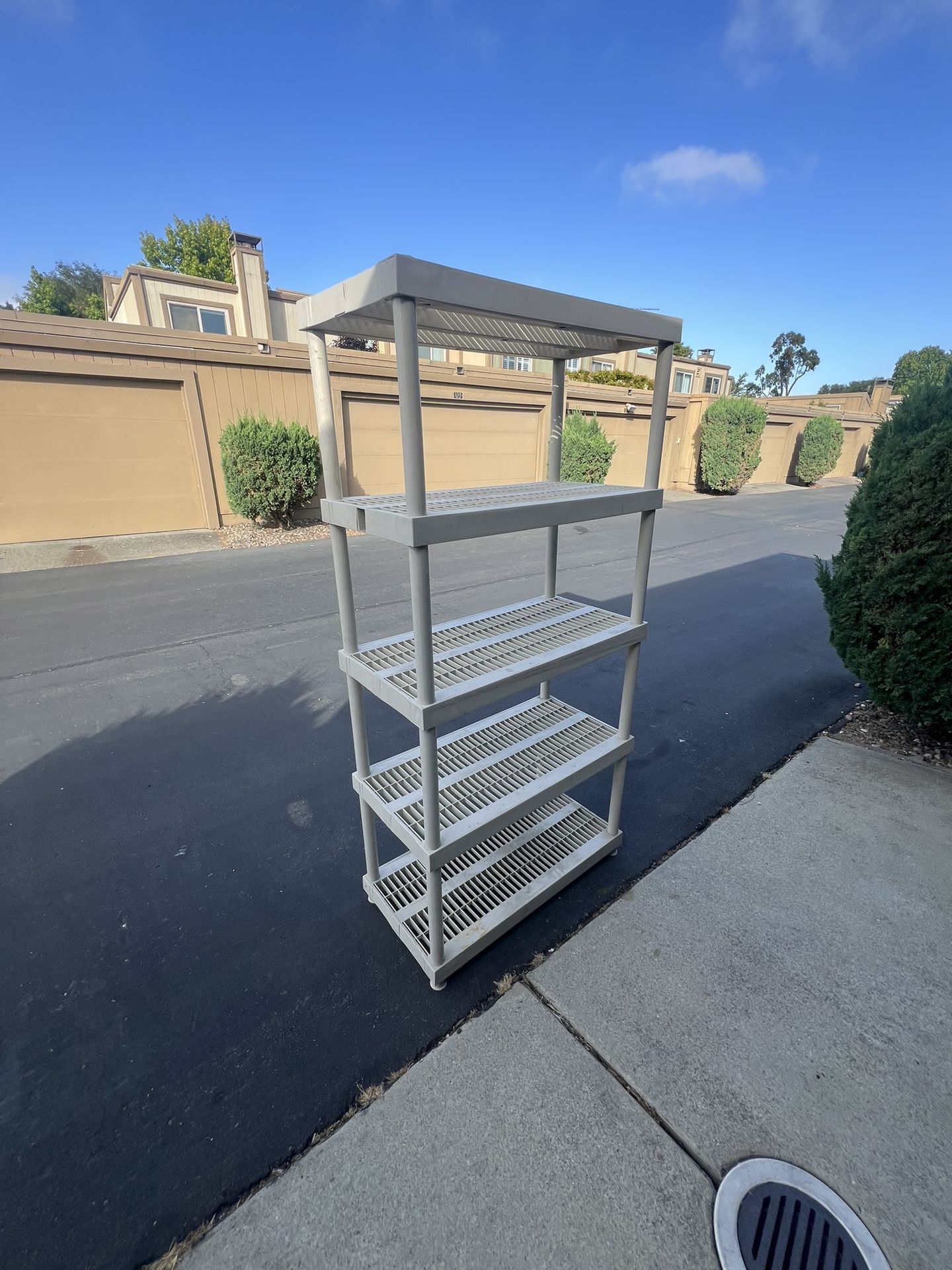 Plastic 5 Tier Shelving Unit