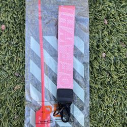 Off White Keychain Pinked Out 