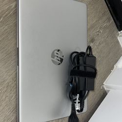 HP 14‑inch Laptop – Ryzen 3 / 4 GB / 128 GB SSD – Windows 11 
