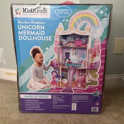BRAND NEW IN BOX KIDCRAFT Unicorn Rainbow Dollhouse! 