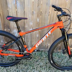 Giant Fathom 29er  - Mountain Bike 
