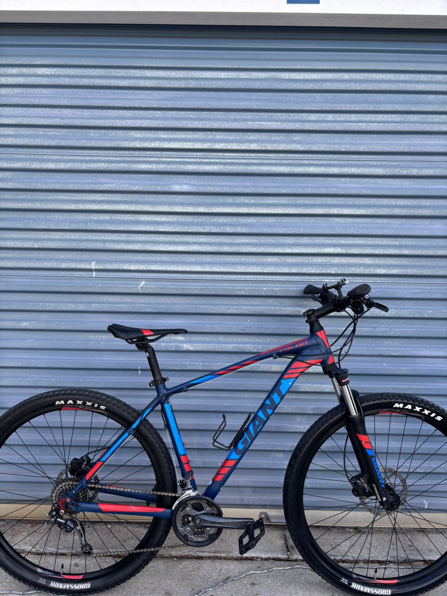 Giant talon Mountain Bike 29er