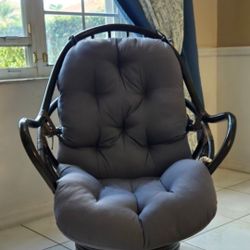 Bali Swivel Chair