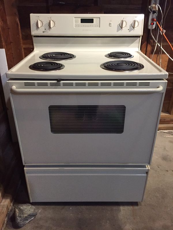 Maytag Electric Stove/ Oven for Sale in Rome, NY OfferUp