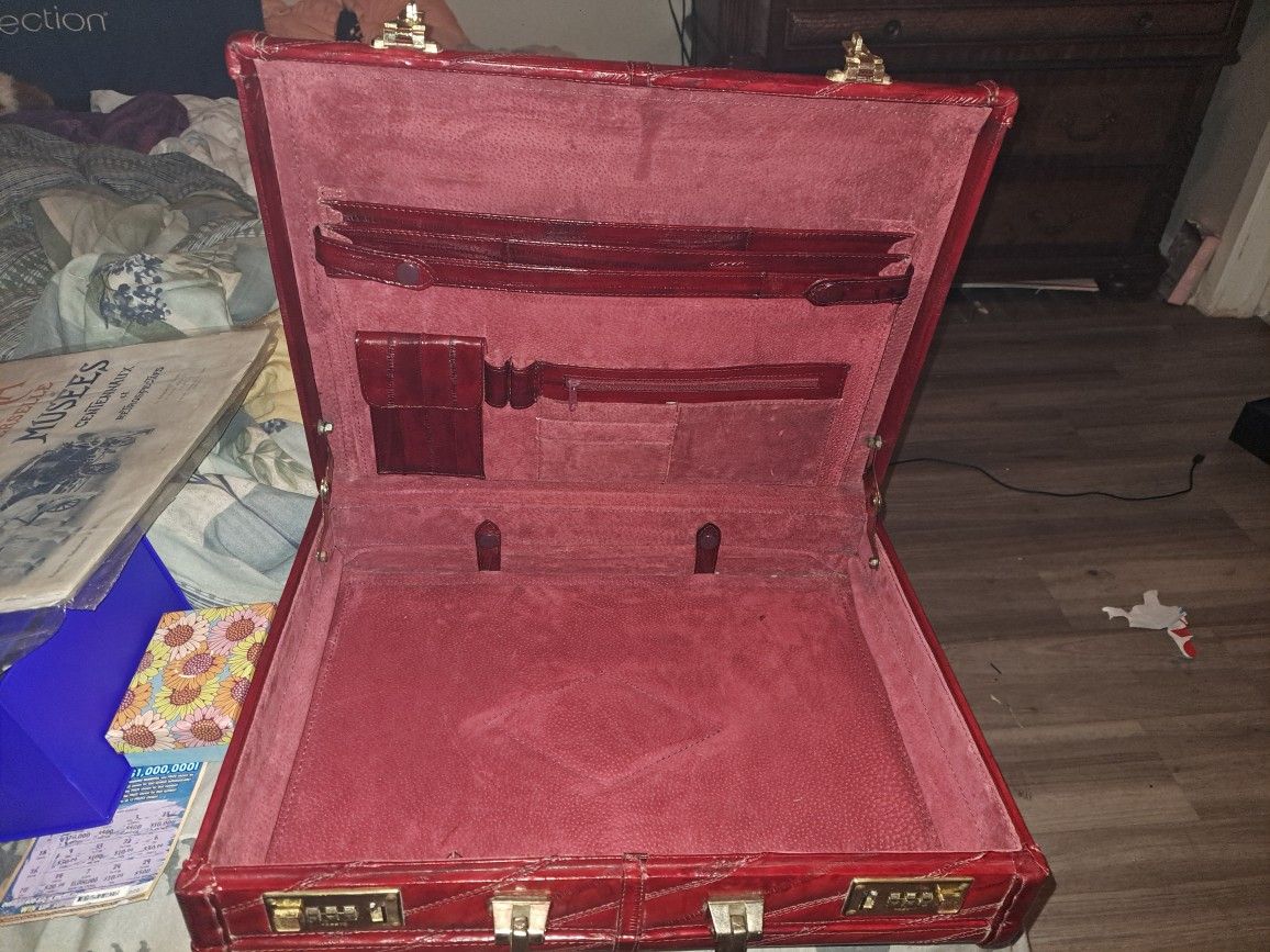 Vintage OG Suitcase