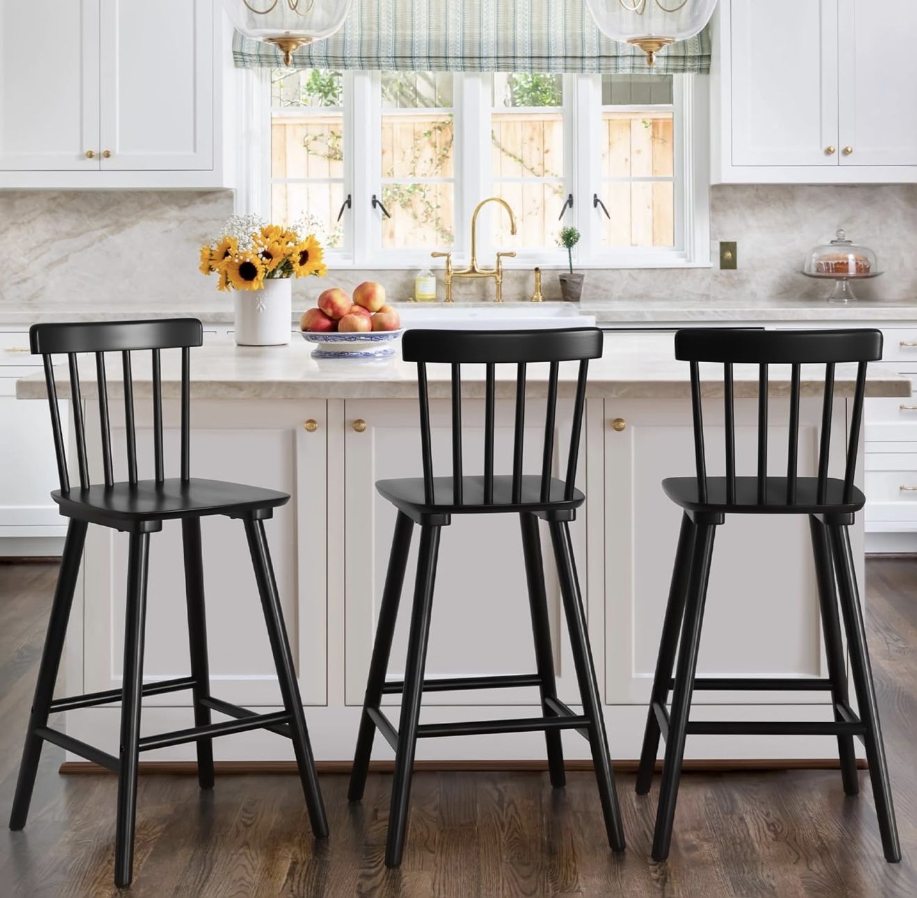 Windsor Wooden Bar Stools Set of 3 for Kitchen Island, Farmhouse 26 Inch Counter Height Stools Chairs with Spindle Back, Black