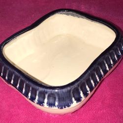 R.R.P. Co. Roseville Ohio No 413 8 Art Pottery Planter 7” x 5.75” x 2.5” 